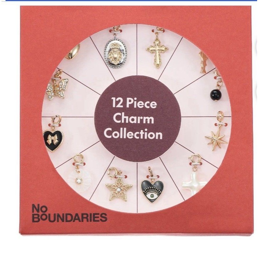 Womens Charm Bracelet 12 Piece Charm Collection New Goldtone Womens 13$